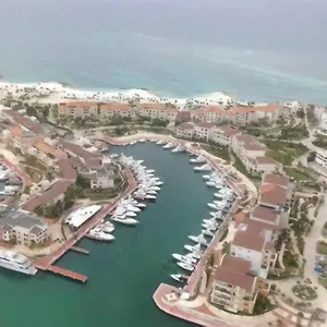  Apartamento Cap Cana Luxurious Marina